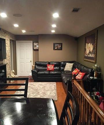 4th image of 542B Buchanan Ave #28