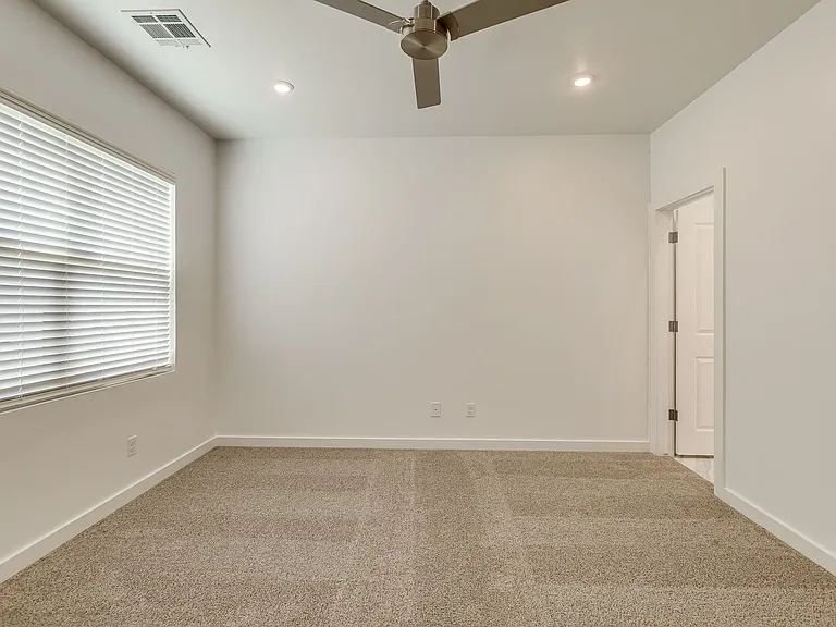 2540 NW 132nd Pl — Photo 19