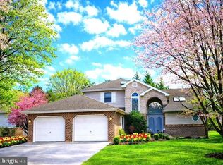 717 Brookside Ln, Lebanon, PA 17042