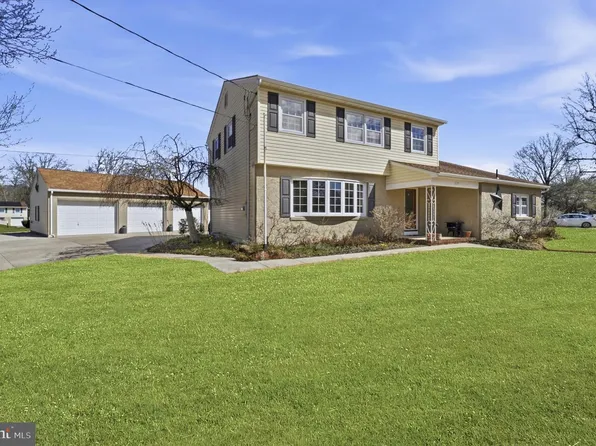 1177 Ramblewood Dr, Vineland, NJ 08360