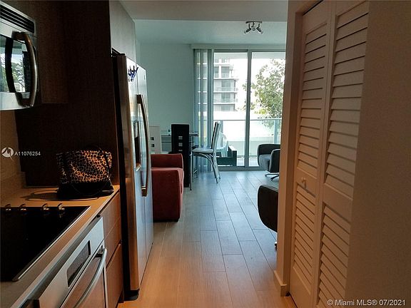 5th image of 1600 SW 1st Ave #Townhouse 1