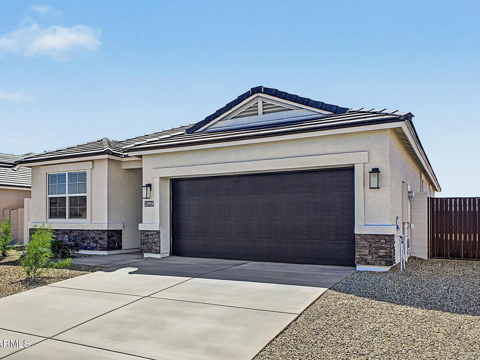 4 bed, 2.5 bath, 1854 sqft, $2,250 — Photo 4