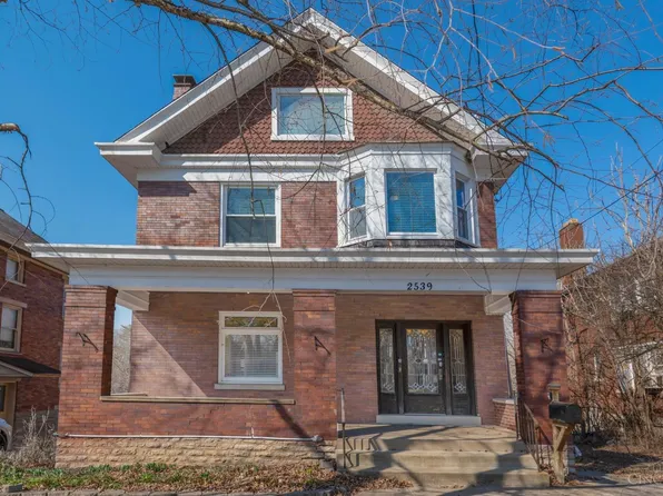 2539 Homestead Pl, Cincinnati, OH 45211