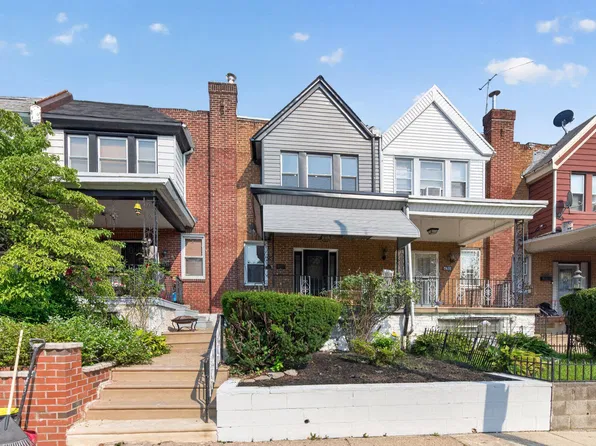 5637 N Warnock St, Philadelphia, PA 19141