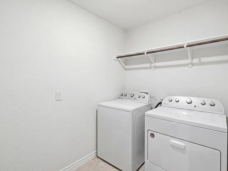 9937 Tin Star St — Photo 19
