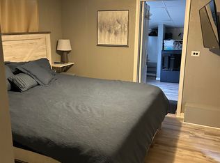 20 Aiken St, Derry, NH 03038