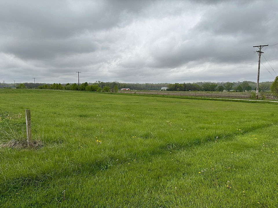 2nd image of 0 W Monument St