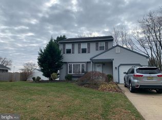 25 Presidential Dr, Berlin, NJ 08009