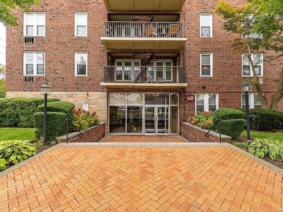 60 Hempstead Avenue #3H, Lynbrook, NY, 11563