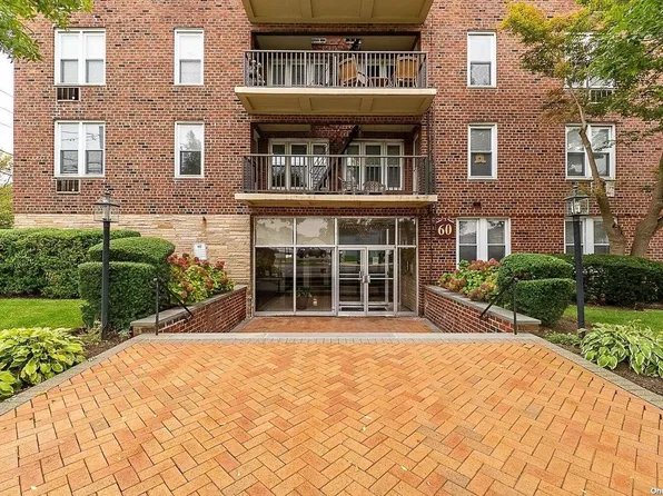 60 Hempstead Avenue #3H, Lynbrook, NY 11563