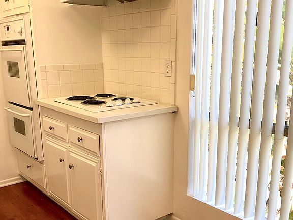 4th image of 463 S Maple Dr APT 5