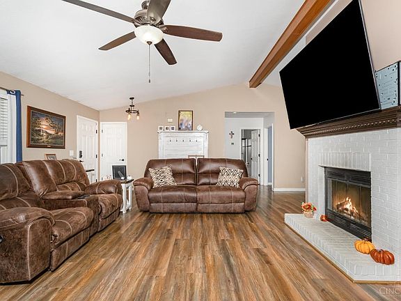 5th image of 3595 Riggs Rd