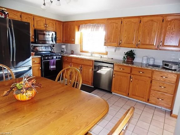 2nd image of 5316 Oakridge Dr