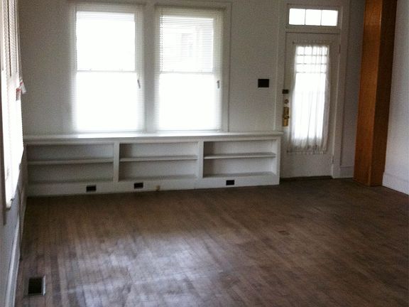 4th image of 277 S 8th St