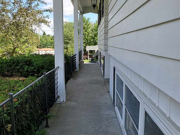 5th image of 101 Lemont Ave