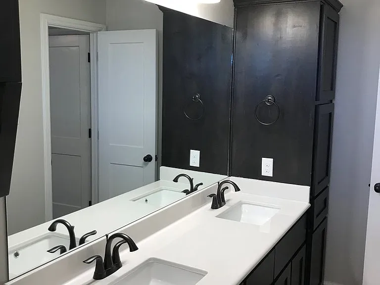 5802A Luminous Ln — Photo 19
