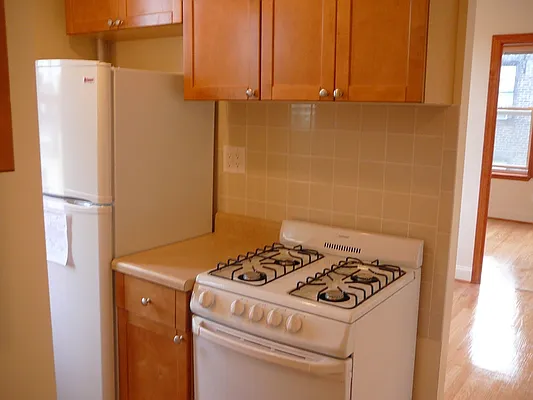 Rented by Kings Court Real Estate | media 30