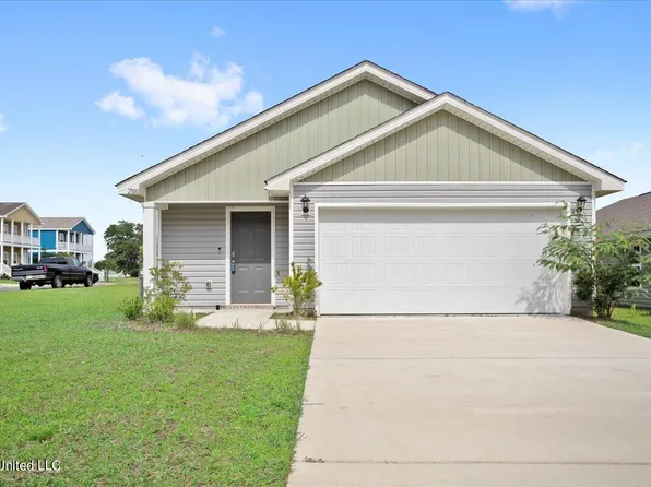 2100 Toulouse St, Ocean Springs, MS 39564