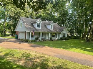 136 Laughter Rd S, Hernando, MS 38632