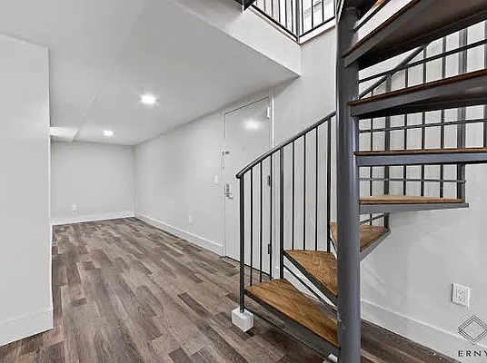 Rented by ERNY LLC | media 8