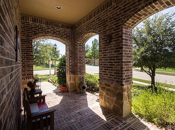 4th image of 1524 Landon Ln