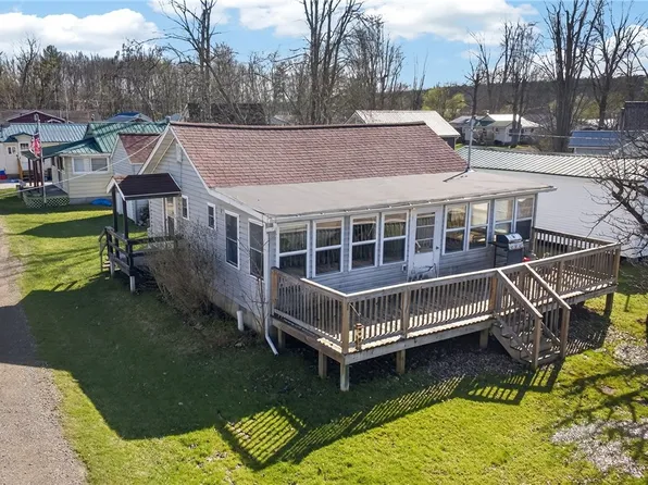 36085 Taylor Ave, Union City, PA 16438