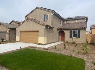 126 S 16th St, Kerman, CA 93630