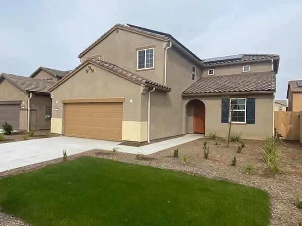 126 S 16th St, Kerman, CA 93630