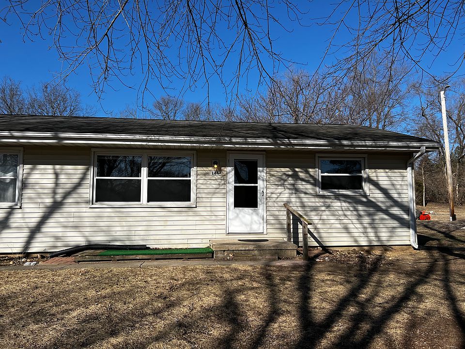 1st image of 126 & 128 Fauber Ln #128