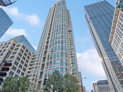 345 N La Salle Dr APT 2501, Chicago, IL, 60654