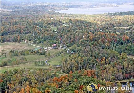 EBirds eye view of Cabin on the Hill