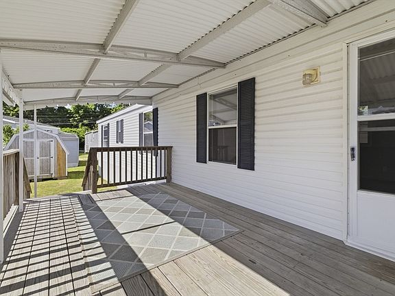 4th image of 47 Kins Ct
