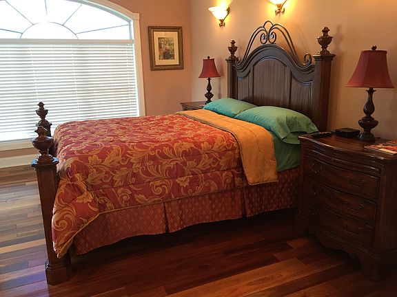 5th image of 68 Bluff Dr N