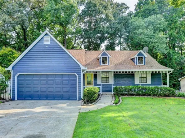 1122 Realm Ln, Lawrenceville, GA 30044