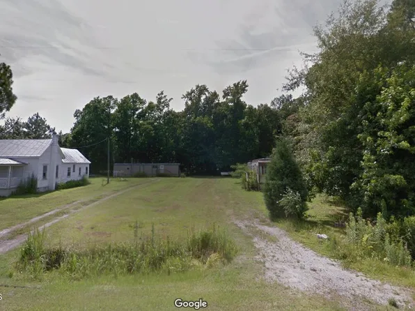 304 Neals Creek Road, Bayboro, NC 28515