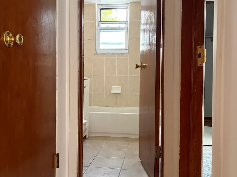 253 Grant Ave #6B — Photo 6