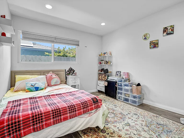 3078 Trinity Dr — Photo 20