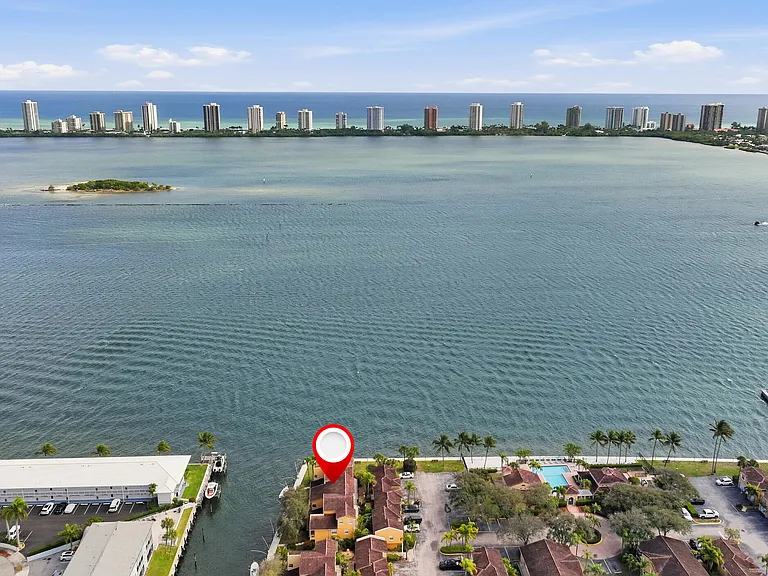 1155 Lake Shore Dr #202 — Photo 46
