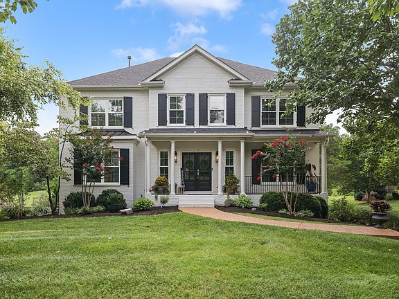 3rd image of 2020 Valleybrook Dr