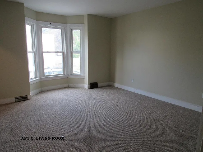 12 Booker St #C — Photo 11