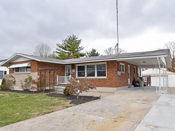 2nd image of 376 Blackburn Ave