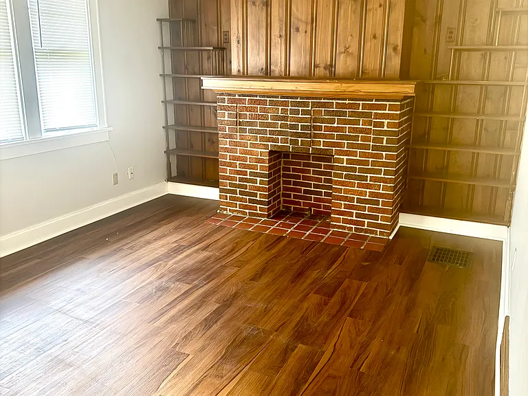 554 Woodbury Ave #2 — Photo 5