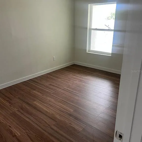 1207 Crawford Ave — Photo 13
