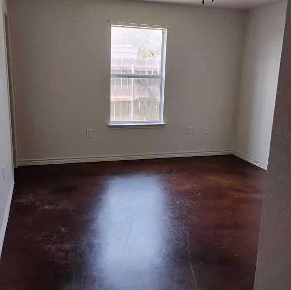 102 1/2 Surrey Ln #200-B — Photo 5