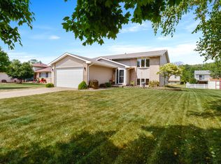 8800 Havenwood Pass, Cedar Lake, IN 46303
