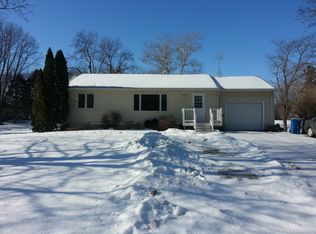 302 Milbert Rd, Minnetonka, MN 55305