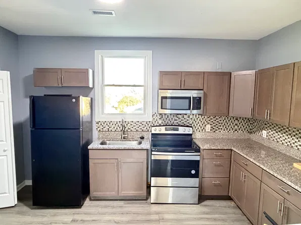 922 Holladay St, Portsmouth, VA