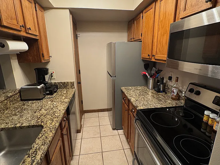 11525 N Meridian Ave #120 — Photo 14
