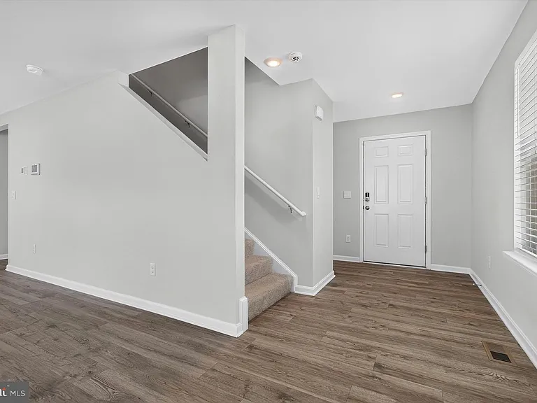 3155 White Tail Dr — Photo 6