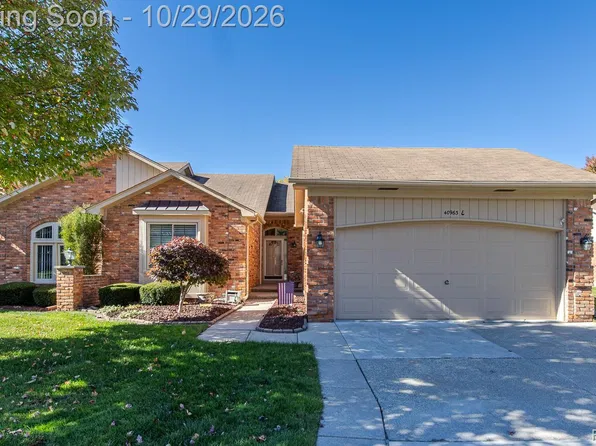 40963 E Rosewood Dr #28, Clinton Township, MI 48038